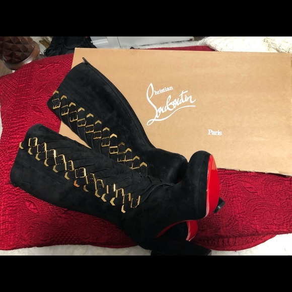 Shoes - Picture 4 of 5